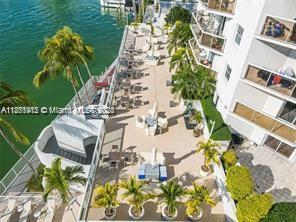 5880 Collins Ave 1006, Miami Beach, Floryda 33140, USA