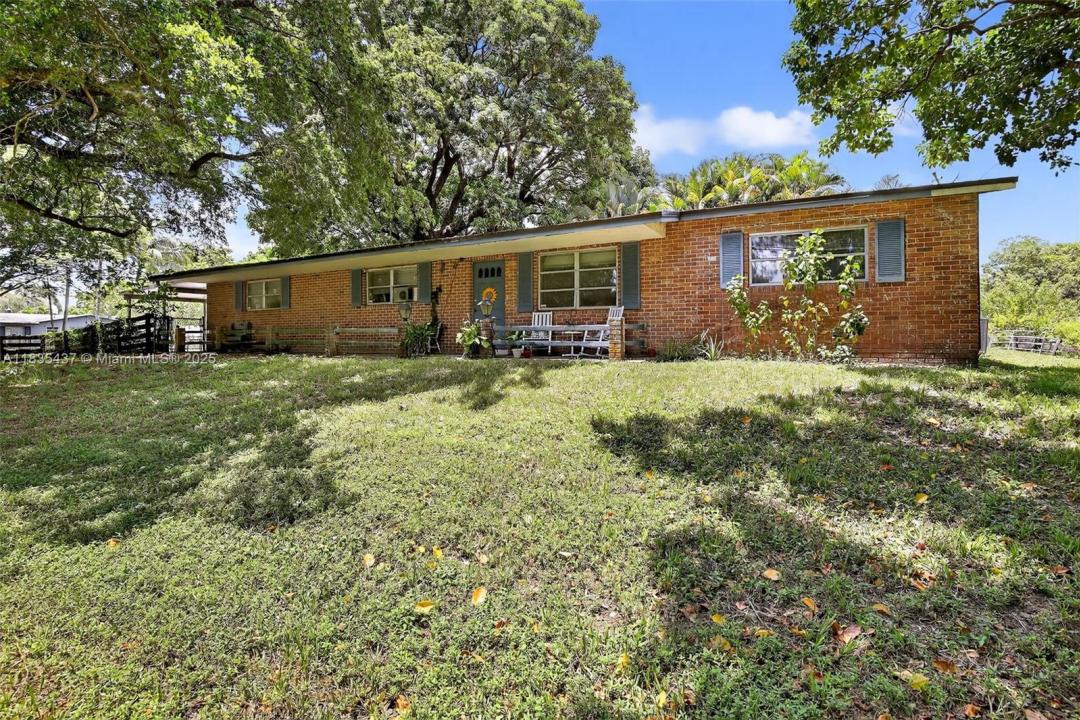 13851 SW 26th St, Davie, Florida 33325, Estados Unidos
