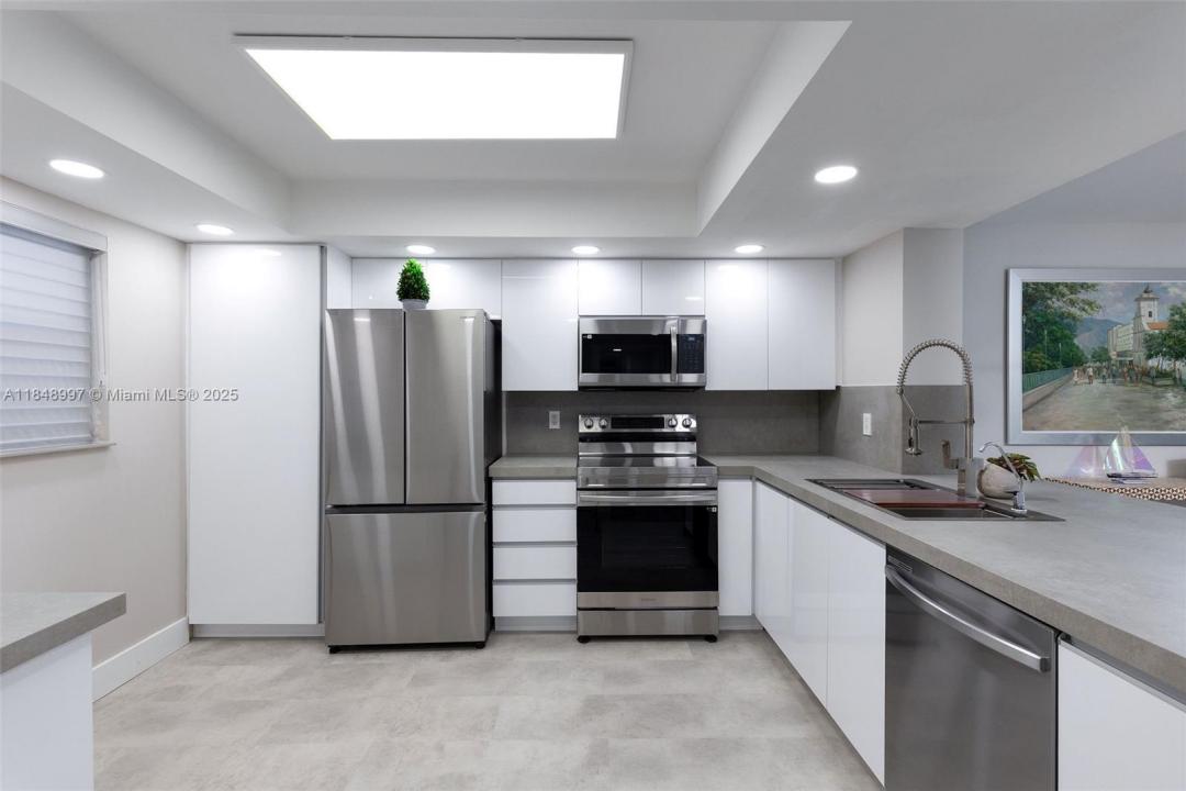 16171 Blatt Blvd 112, Weston, 佛罗里达州 33326, 美国
