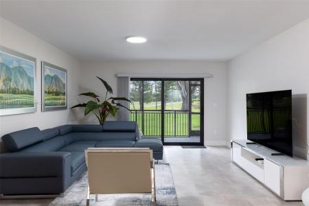 16171 Blatt Blvd 112, Weston, Florida 33326, USA