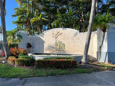 9645 NW 1st Ct 1-209, Pembroke Pines, Florida 33024, USA