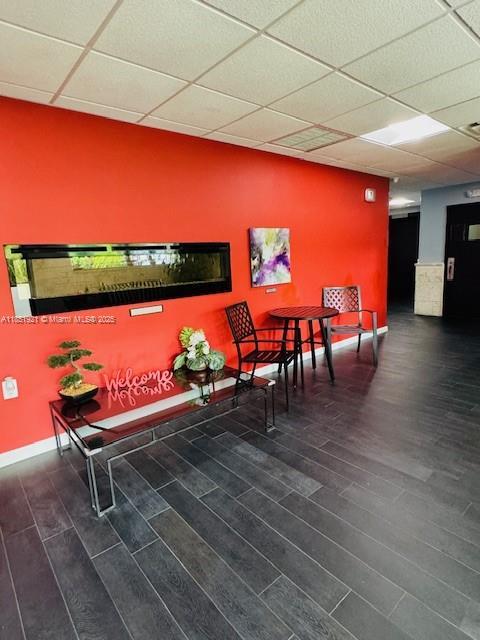 2425 NE 135th St 401, North Miami, Florida 33181, Estados Unidos