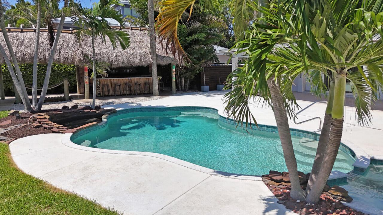 930 S Lakeside Drive, Lake Worth Beach, Florida 33460