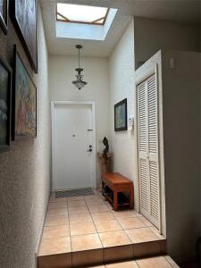 5713 Lime Hill Rd, Villas Of Inverrary, Lauderhill, Florida 33319