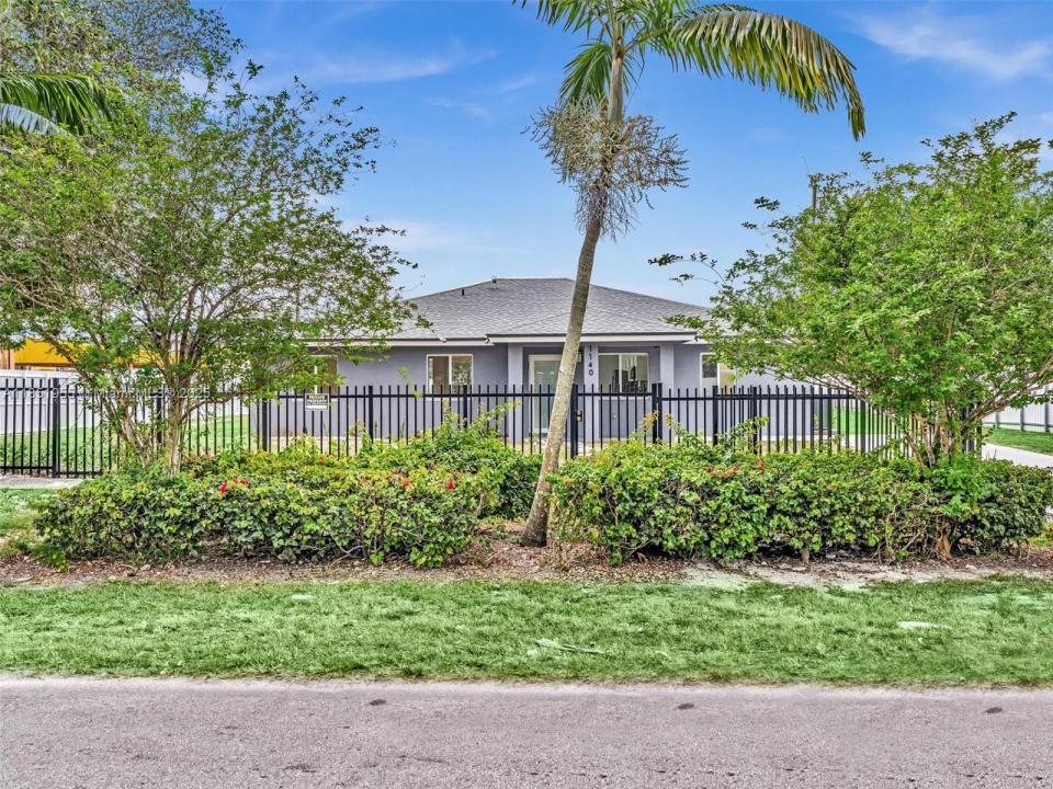 1140 NE 139th St, North Miami, Flórida 33161, Estados Unidos