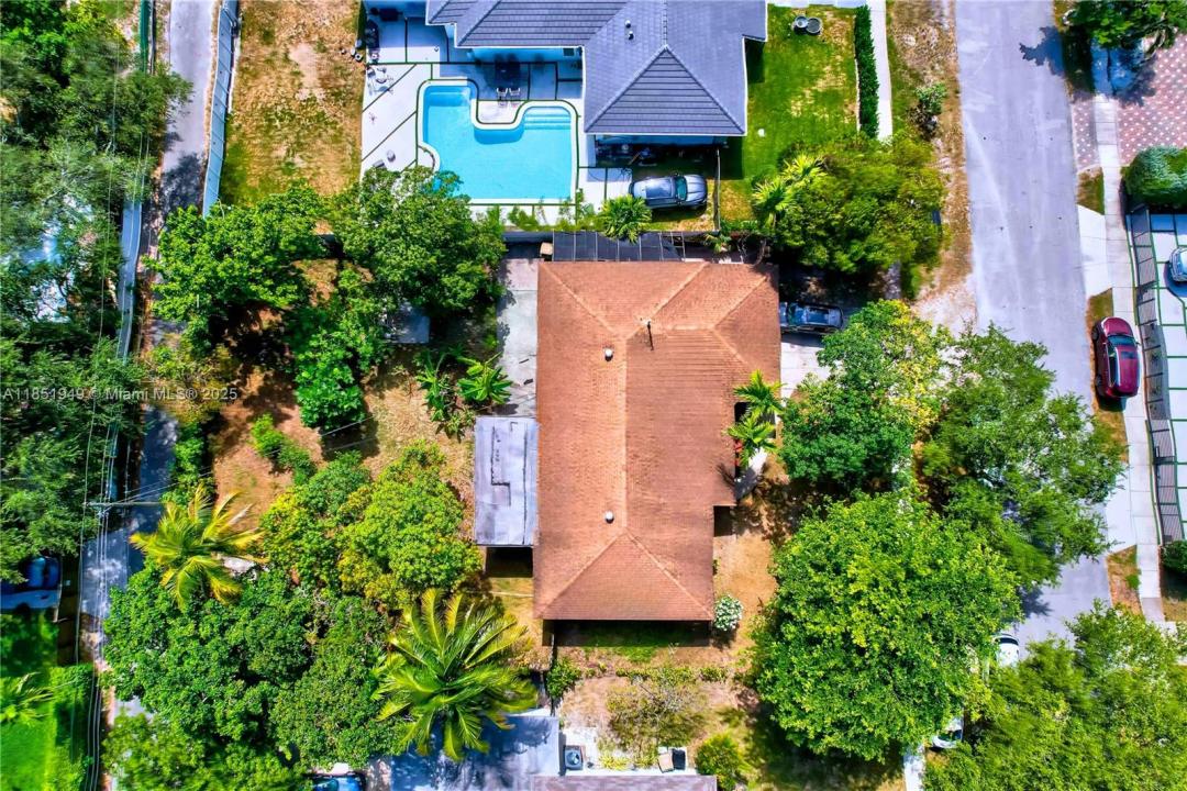 1420 NE 137th St, North Miami, فلوريدا 33161, الولايات المتحدة