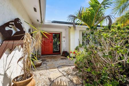 120 BARRACUDA DR, Other City - In The State Of Florida, Florida 33946, USA