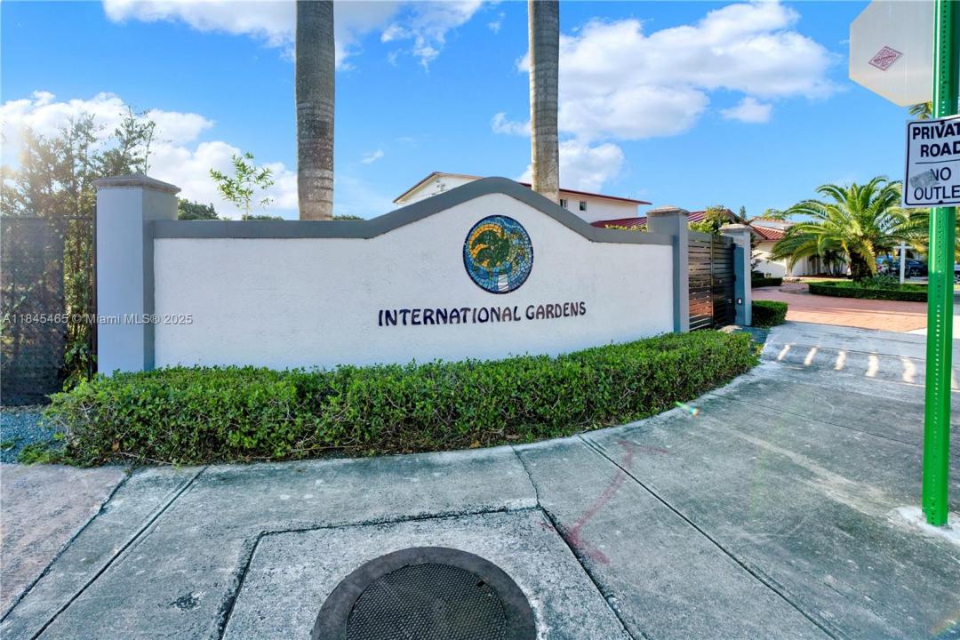 1825 SW 125th CT, Miami, Florida 33175