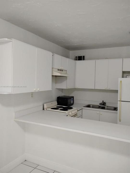 9760 SW CUTLER BAY E2, Cutler Bay, Florida 33157