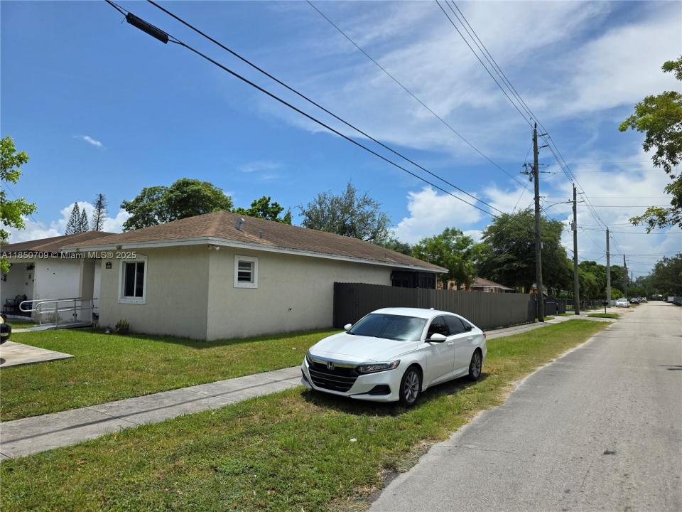 6040 NW 30th Ave, Miami, Florida 33142, HOA KỲ