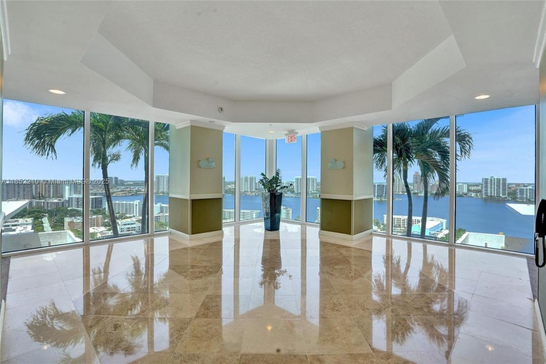 18001 Collins Ave 2308, Sunny Isles Beach, Floride 33160, États-Unis
