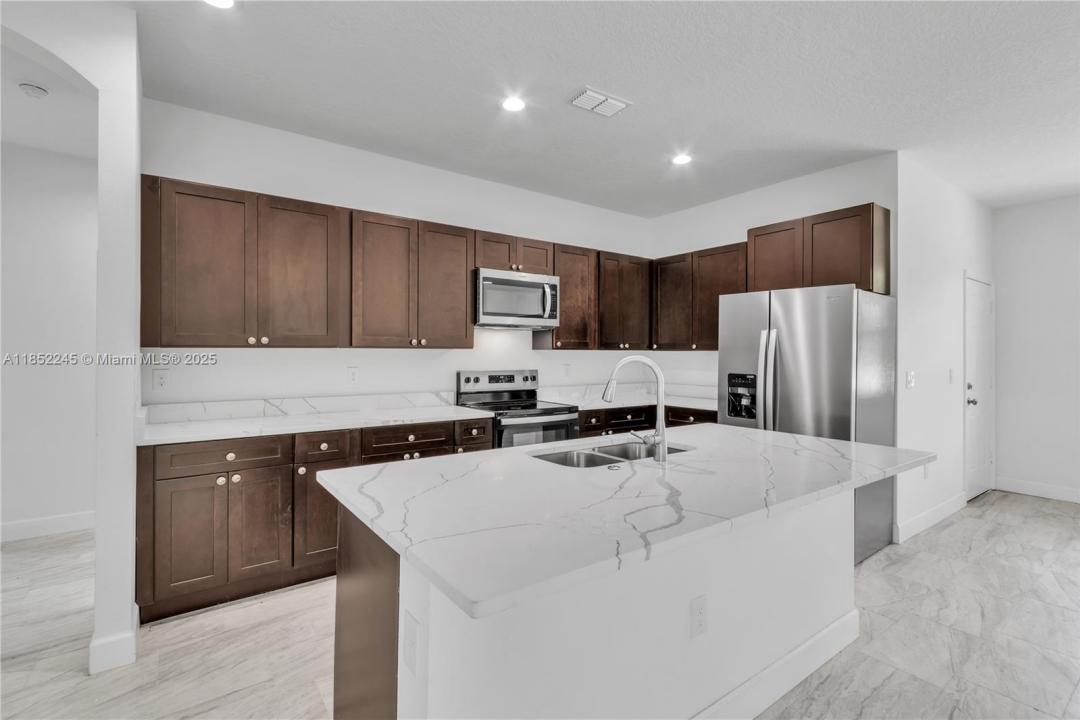 15190 CR-565A, Clermont, Florida 34711, USA