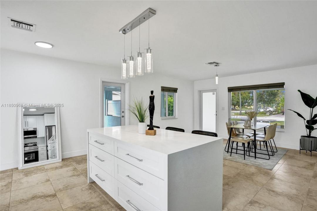 820 NE 8th Street, Pompano Beach, Floride 33060, États-Unis
