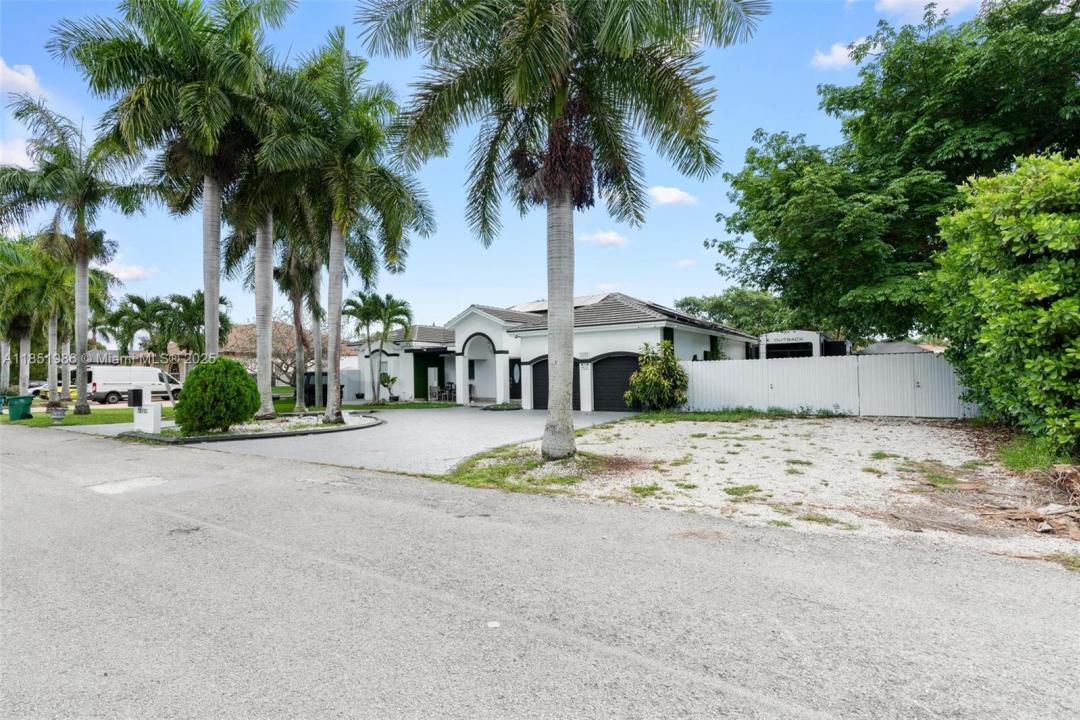 20701 SW 132nd Ct, Miami, Florida 33177, Stati Uniti