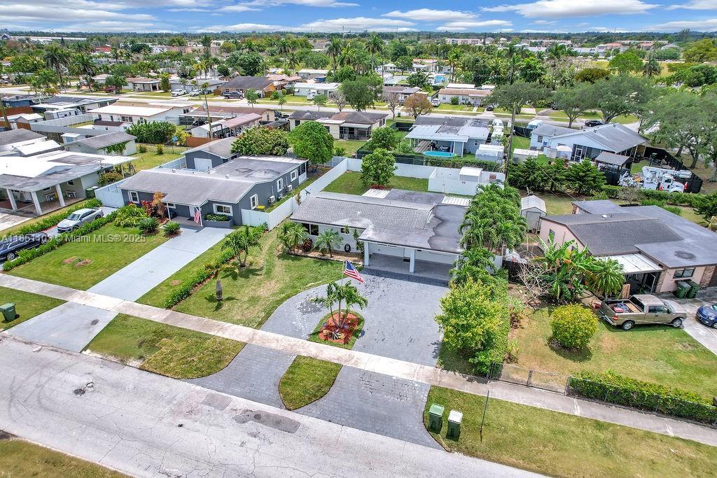 1420 NE 11th St 1420, Homestead, פלורידה 33033, ארצות הברית של אמריקה