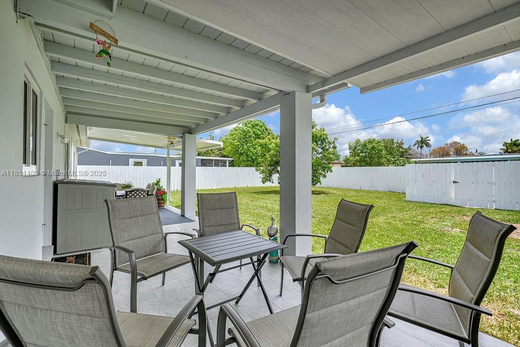 1420 NE 11th St 1420, Homestead, פלורידה 33033, ארצות הברית של אמריקה