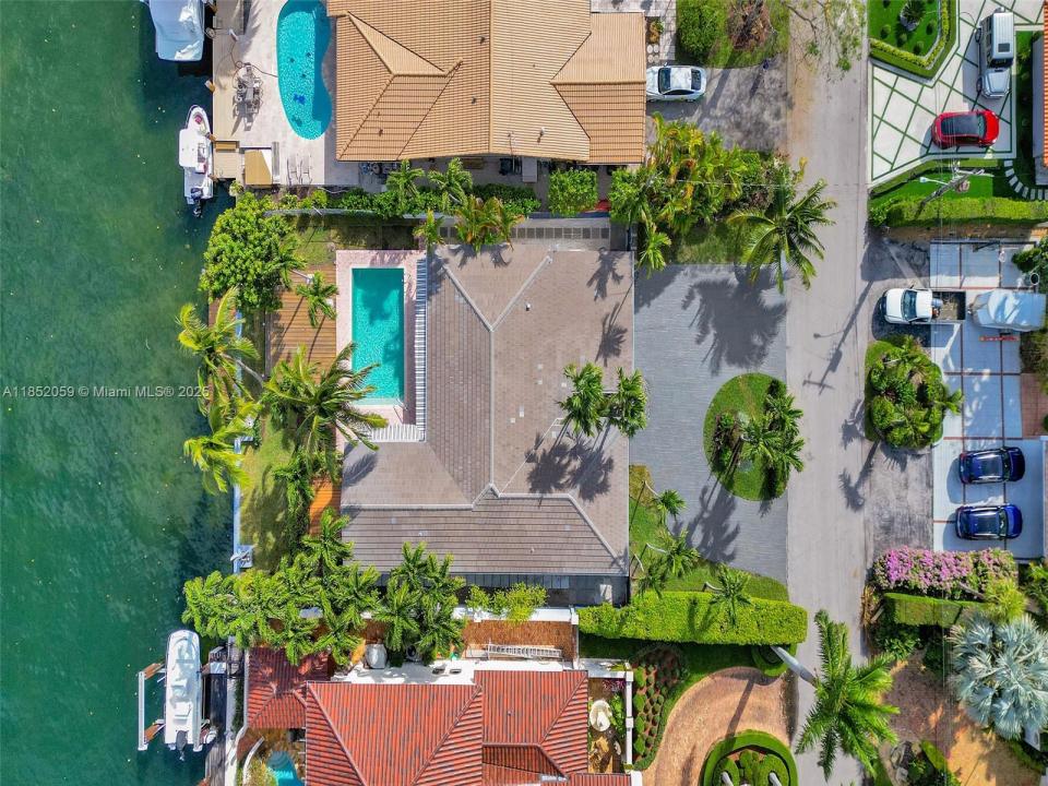 1945 NE 119th Rd, North Miami, Florida 33181, Estados Unidos