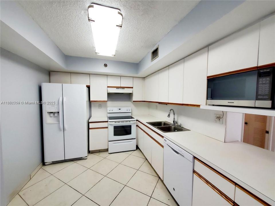 19101 NE 36th Ct 2604, Aventura, 佛罗里达州 33180, 美国