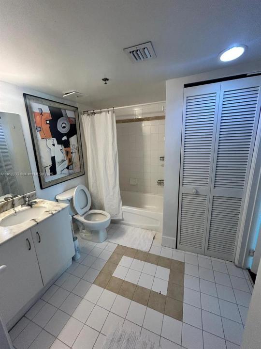 1200 Brickell Bay Dr 3520, Miami, Flórida 33131, Estados Unidos