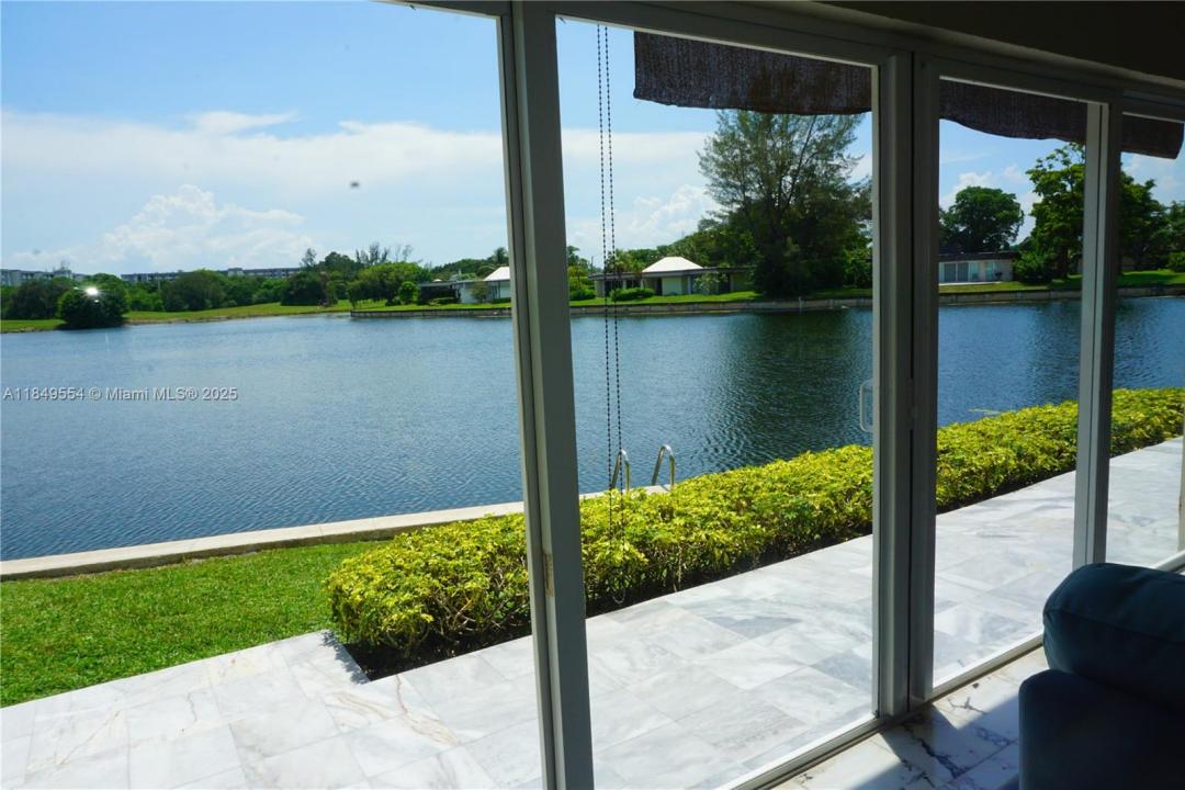 4511 King Palm Dr 0, Tamarac, 佛罗里达州 33319, 美国