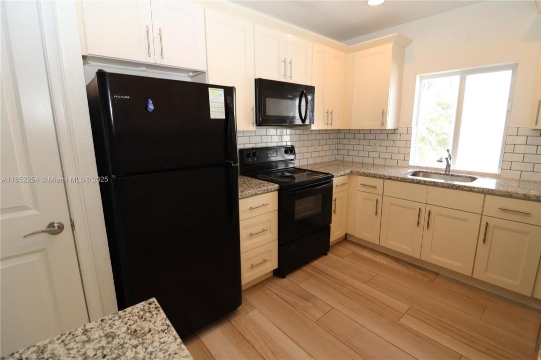 603 NE 28th St 5, Wilton Manors, Florida 33334