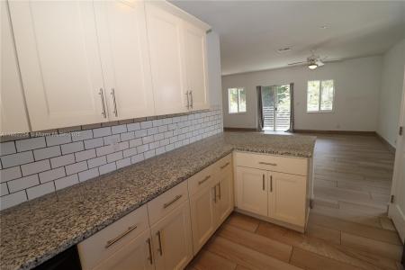 603 NE 28th St 5, Wilton Manors, Florida 33334, USA