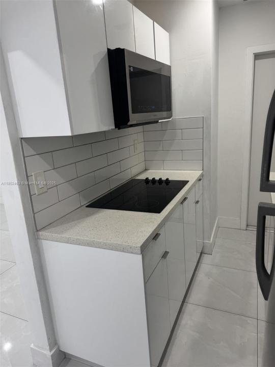 77 SW 30th Ave, Miami, Flórida 33135, Estados Unidos