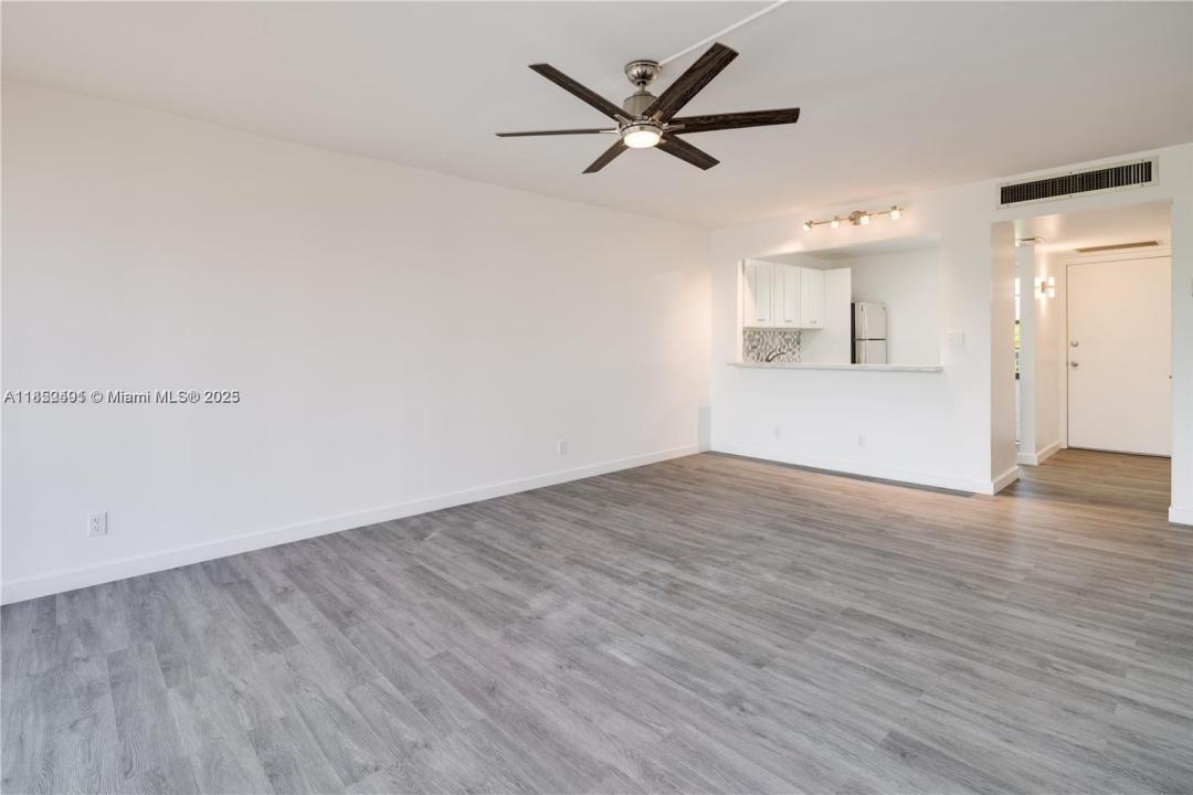 3401 N Country Club Dr 409, Aventura, Florida 33180, Stati Uniti