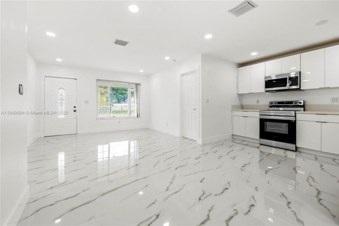 1465 NW 192nd Ter, Miami Gardens, Floride 33169, États-Unis