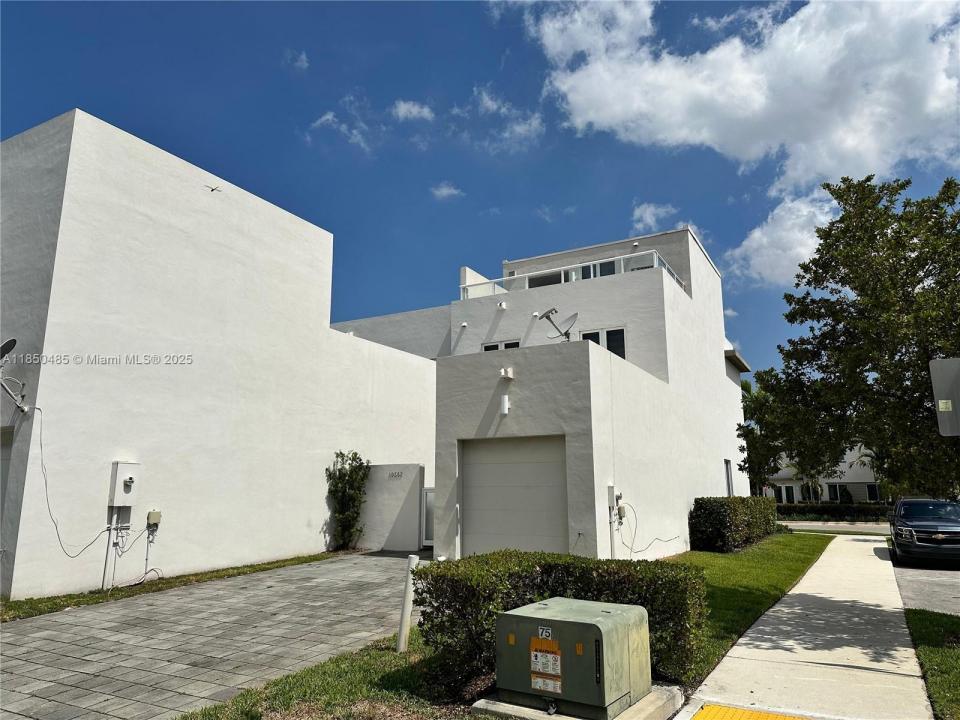 10362 NW 66th St, Doral, Flórida 33178, Estados Unidos