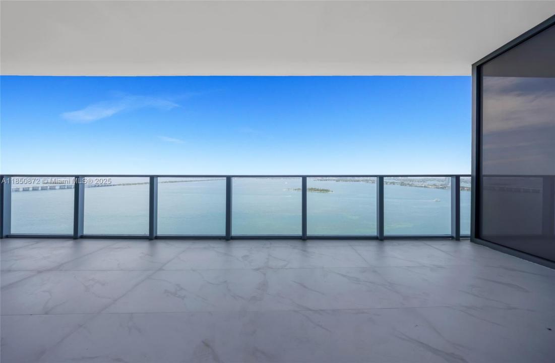 700 NE 24 Street 2306, Miami, Floride 33137, États-Unis