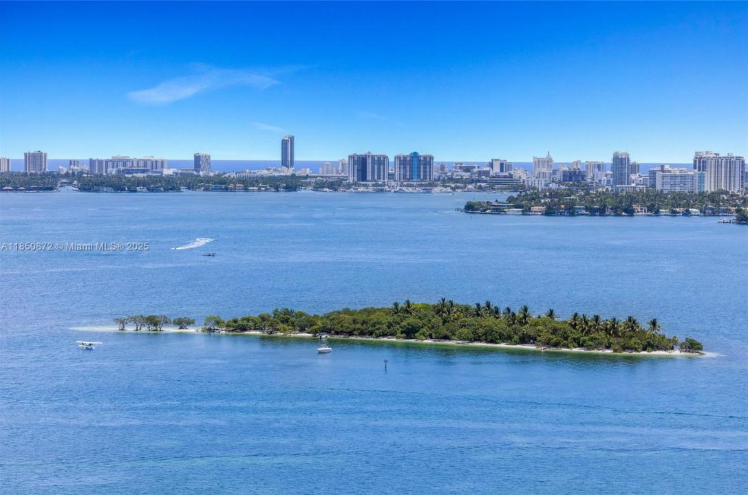 700 NE 24 Street 2306, Miami, Floride 33137, États-Unis
