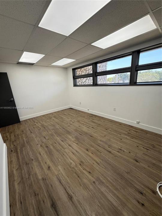 1125 NE 125th St 206, North Miami, Florida 33161, Estados Unidos