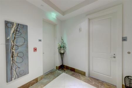 1 N Ocean Blvd 414, Pompano Beach, Florida 33062, USA