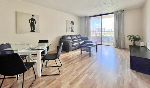 500 Three Islands Blvd 502, Hallandale Beach, Florida 33009, USA
