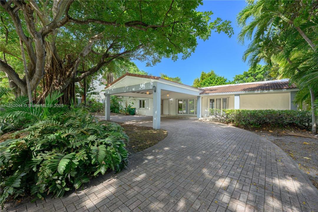 330 Pacific Rd, Key Biscayne, 佛罗里达州 33149, 美国