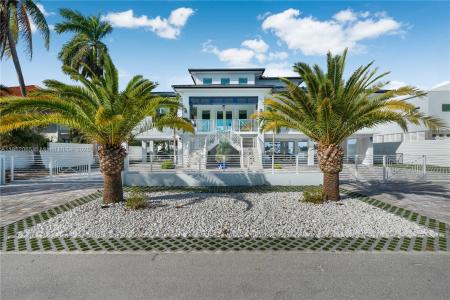 16745 Tamarind Rd, Sugarloaf, Florida 33042, USA