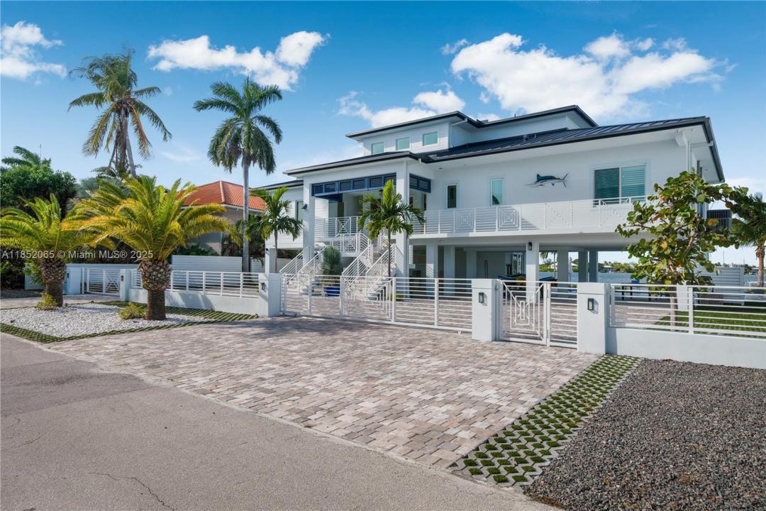 16745 Tamarind Rd, Sugarloaf, פלורידה 33042, ארצות הברית של אמריקה 