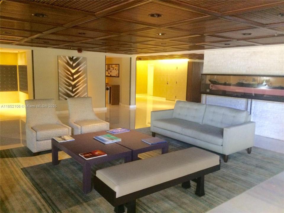 201 Crandon Blvd 120, Key Biscayne, Florida 33149, USA