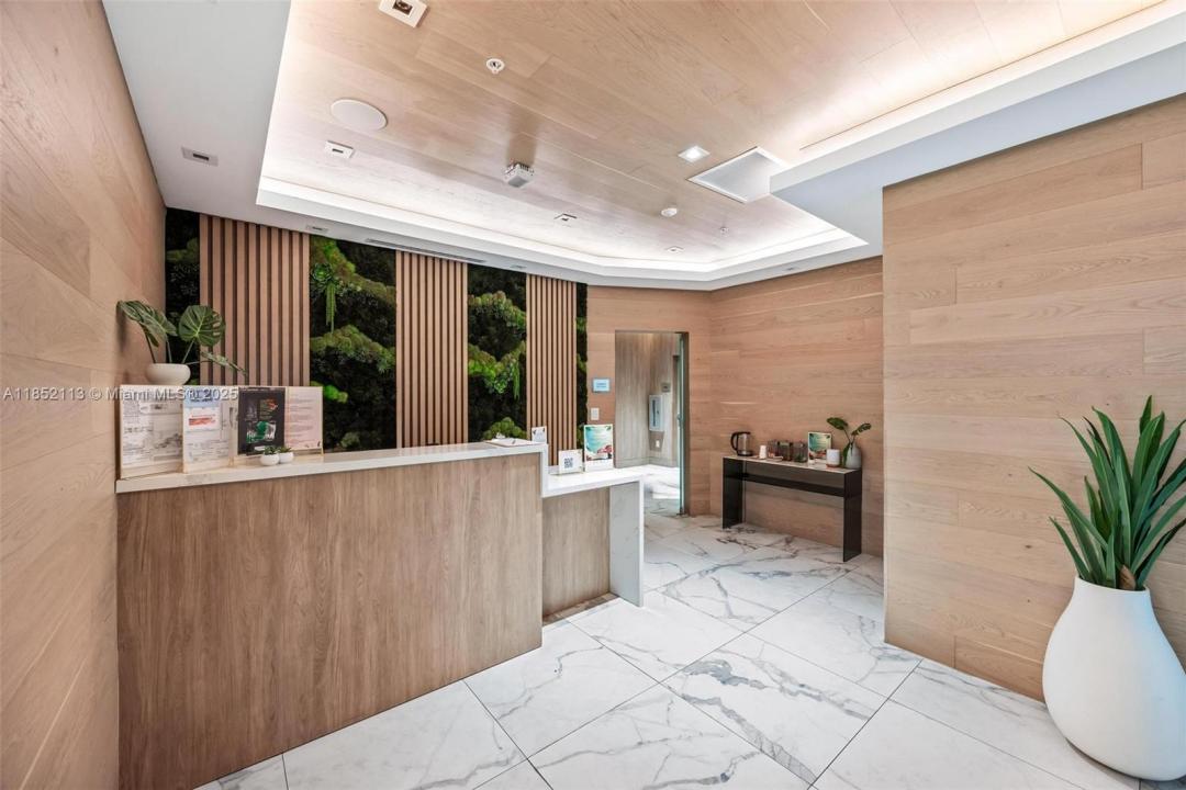 90 SW 3rd St 4009, Miami, Florida 33130, Amerika Birleşik Devletleri