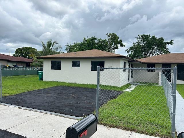 11323 SW 189th St 11323, Miami, Floryda 33157, USA