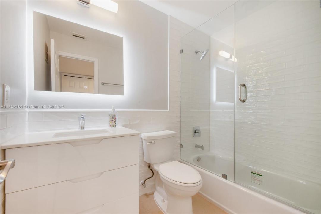 7424 SW 106th Pl 7424, Miami, Florida 33173, USA