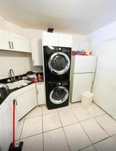 3360 Spanish Moss Ter 204, Lauderhill, Florida 33319, USA