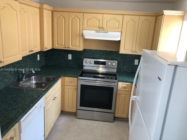 1063 SW 2nd St 2, Miami, Florida 33130, HOA KỲ
