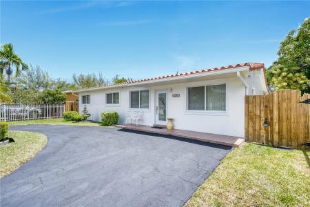 8230 SW 45th St, Miami, Florida 33155, USA