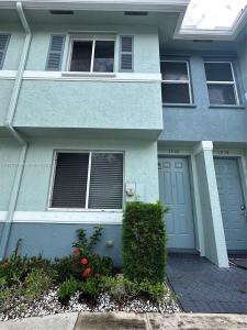 1936 Alamanda Way 1936, Riviera Beach, Florida 33404, USA