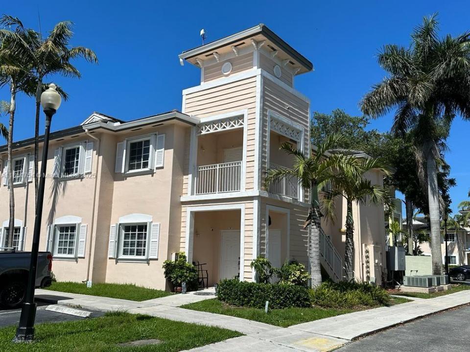 372 NE 26th Pl 206, Homestead, פלורידה 33033, ארצות הברית של אמריקה 