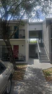 1201 Lake Victoria Dr B, West Palm Beach, Florida 33411, USA