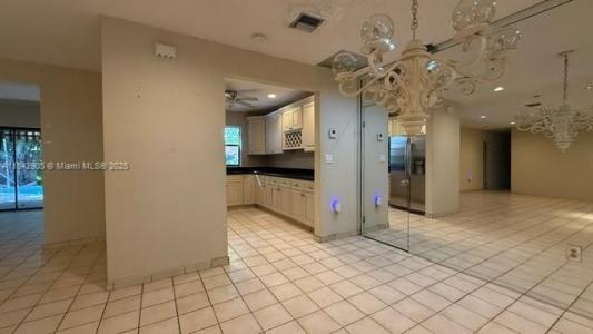 12942 Ixora Rd, North Miami, Florida 33181, USA