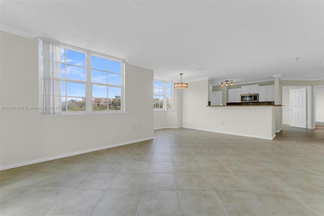19501 E Country Club Dr 9407, Aventura, فلوريدا 33180, الولايات المتحدة